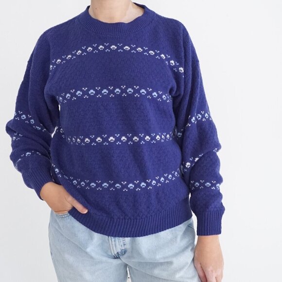 Sweaters - Vintage Village Green Navy Knit Eclectic Fair Isle Fisherman Crewneck Sweater L